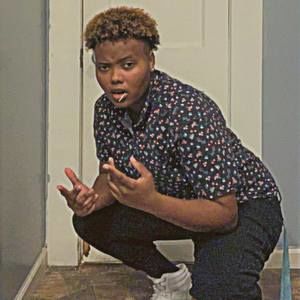 Meet your Posher, Claudia